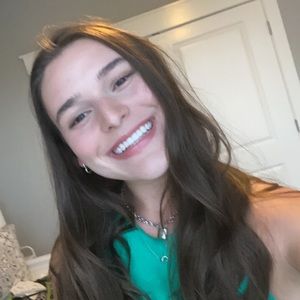 Meet your Posher, Mackenna